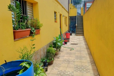 Belo Sobrado à venda no Bairro da Vila dos Remédios na Rua Álvaro Guião,