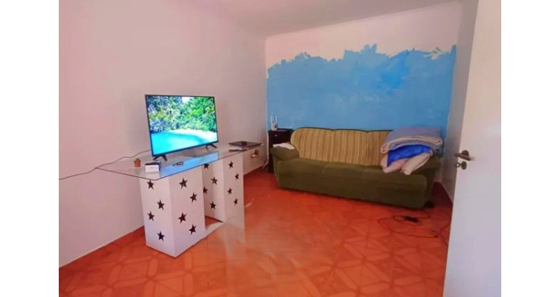 Belo Sobrado à venda no Bairro da Vila dos Remédios na Rua Álvaro Guião,