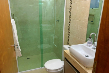 Sobrado à venda no Bairro do Parque São Domingos na Rua Abrahan Lincoln,