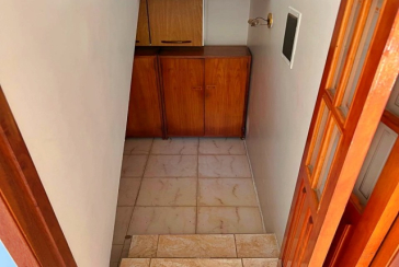 Sobrado à venda no Bairro do Jardim Regina na Rua José Baroncelli,