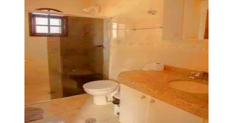  Sobrado à venda no Bairro do Parque São Domingos na Rua Abrahan Lincoln, 