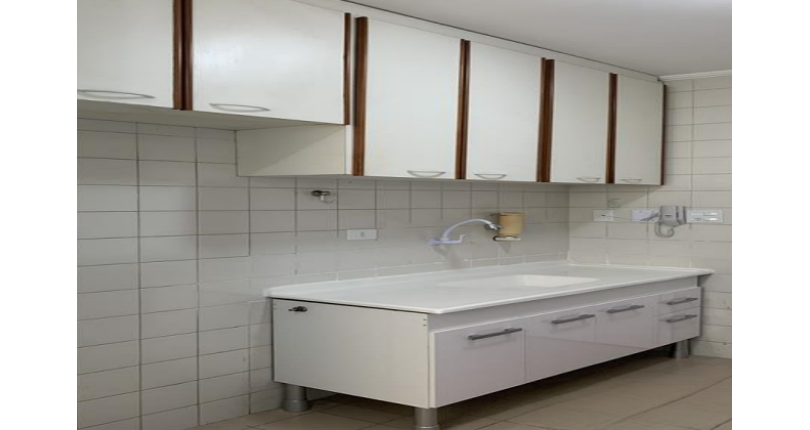 Apartamento à venda no Bairro do Parque Maria Domitila na Rua Willis Roberto Banks 549, no Condomínio Residencial América 