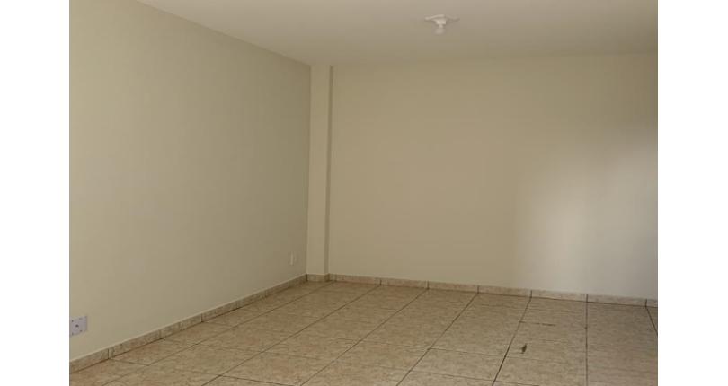 Apartamento à venda no Bairro do Parque Maria Domitila na Rua Willis Roberto Banks 549, no Condomínio Residencial América 