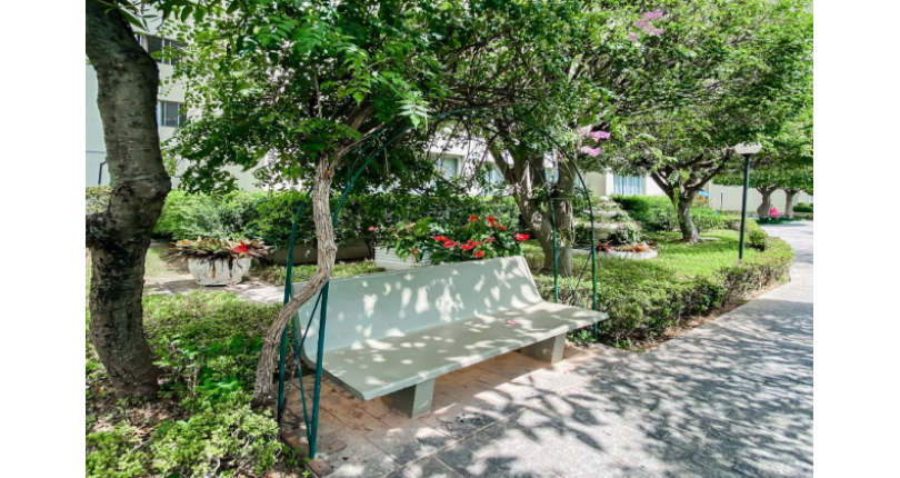 Apartamento à venda no Bairro do Parque Maria Domitila na Rua Willis Roberto Banks 549, no Condomínio Residencial América 