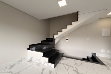 Sobrado novo à venda no Bairro da Vila Mangalot na Rua Itapinima,