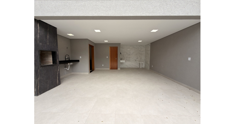 Sobrado novo à venda no Bairro da Vila Mangalot na Rua Itapinima,