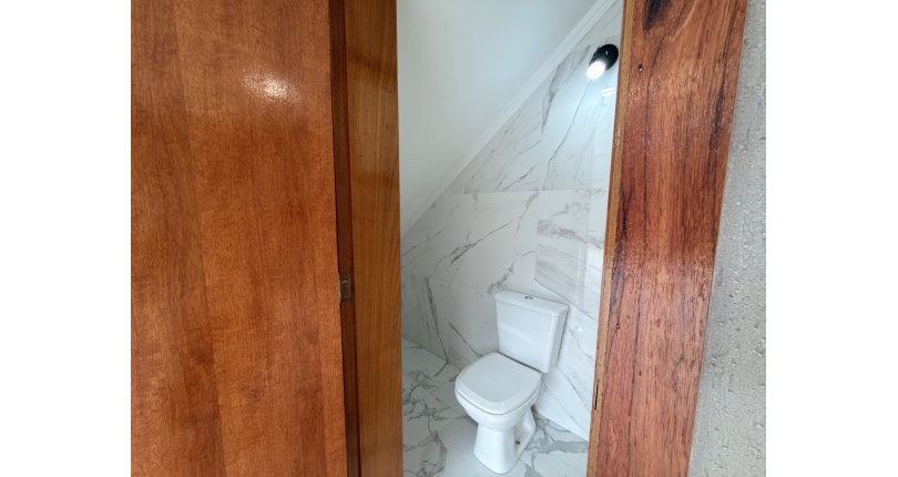 Sobrado novo à venda no Bairro da Vila Mangalot na Rua Itapinima,