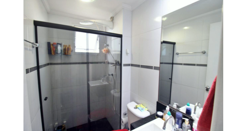 Apartamento à venda no Bairro do Parque Maria Domitila na Rua Willis Roberto Banks 525