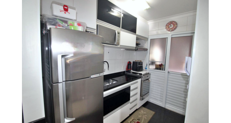 Apartamento à venda no Bairro do Parque Maria Domitila na Rua Willis Roberto Banks 525