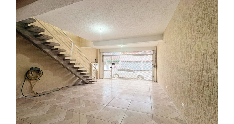 Sobrado à venda no Bairro do Jardim Santa Fé (Zona Oeste) na Rua Floriano Alves da Costa