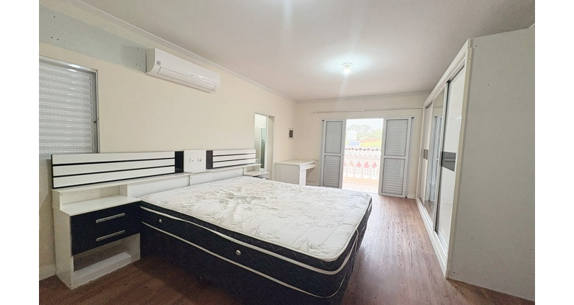 Sobrado à venda no Bairro do Jardim Santa Fé (Zona Oeste) na Rua Floriano Alves da Costa