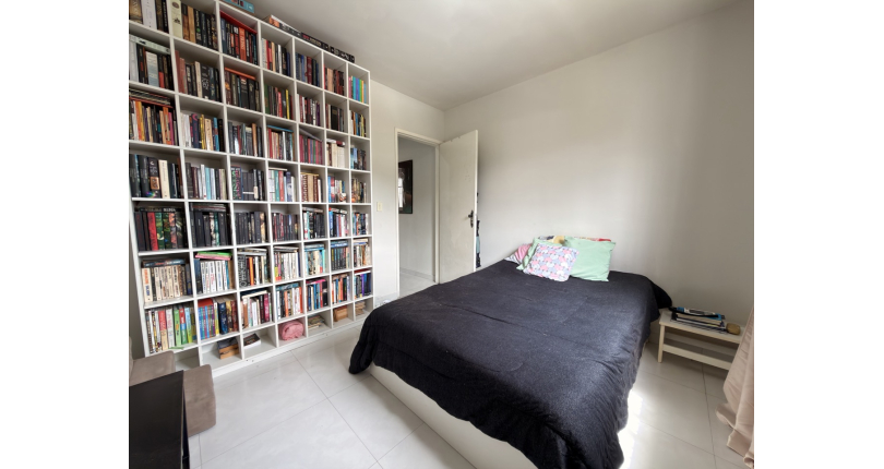 Sobrado à venda no Bairro da Vila Boaçava na Rua Itamogi 112, Condomínio Residencial Itamoji, 