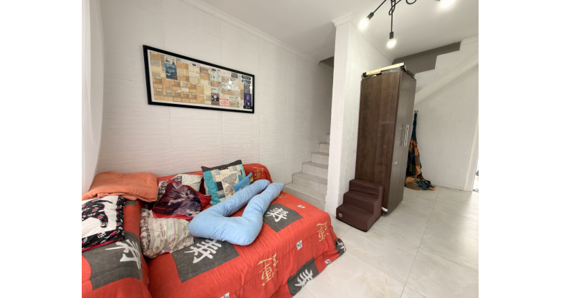 Sobrado à venda no Bairro da Vila Boaçava na Rua Itamogi 112, Condomínio Residencial Itamoji, 