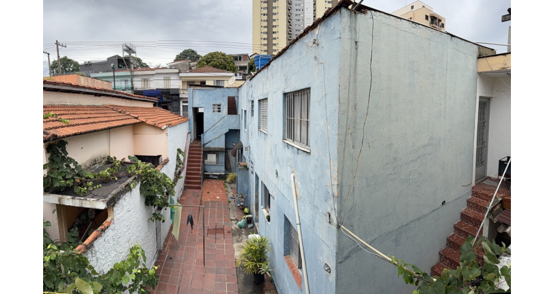 Terreno à venda no Bairro da Vila Mangalot na Rua Joaquim Oliveira Freitas,
