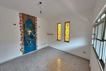 Casa Térrea à venda no Bairro do Jardim Regina na Rua Andrade Velosino,