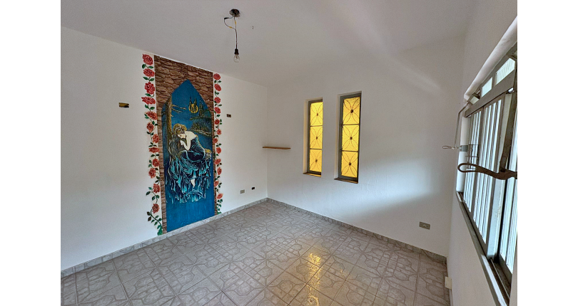 Casa Térrea à venda no Bairro do Jardim Regina na Rua Andrade Velosino,