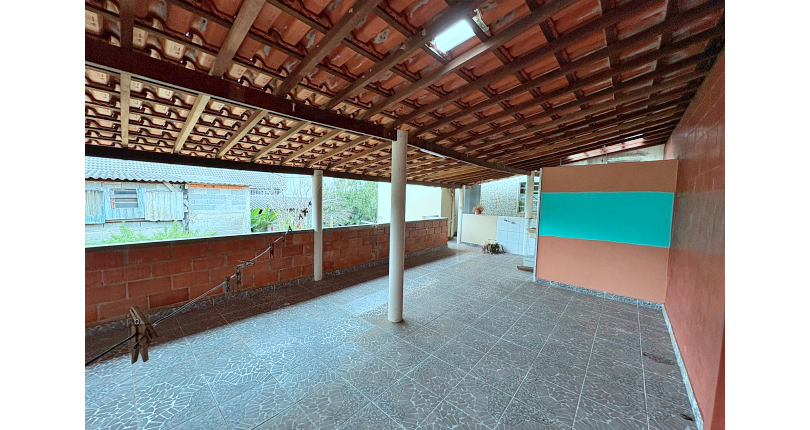 Casa Térrea à venda no Bairro do Jardim Regina na Rua Andrade Velosino,