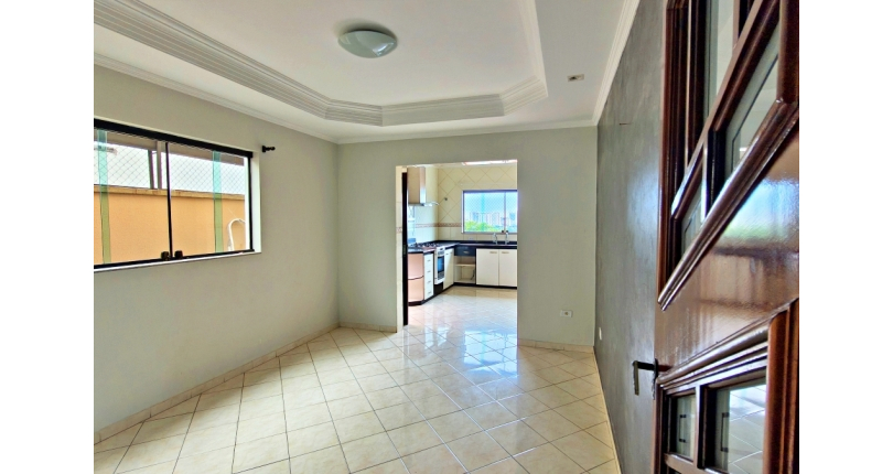 Lindo Sobrado amplo à venda no Bairro do Parque São Domingos na Rua Doutor Odon Carlos de Figueiredo Ferraz