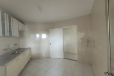 Apartamento à venda no Bairro da Vila Mangalot na Praça Itaquirai 10