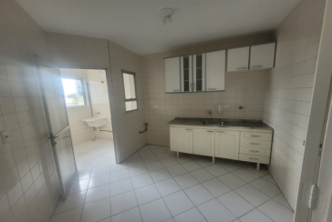 Apartamento à venda no Bairro da Vila Mangalot na Praça Itaquirai 10
