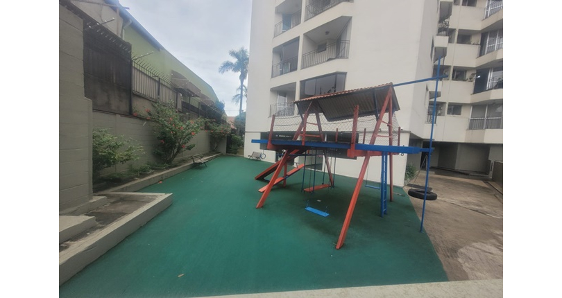 Apartamento à venda no Bairro da Vila Mangalot na Praça Itaquirai 10