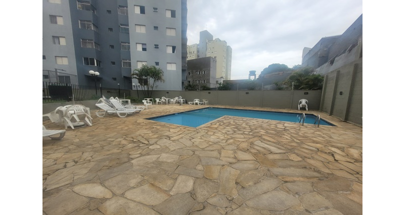 Apartamento à venda no Bairro da Vila Mangalot na Praça Itaquirai 10