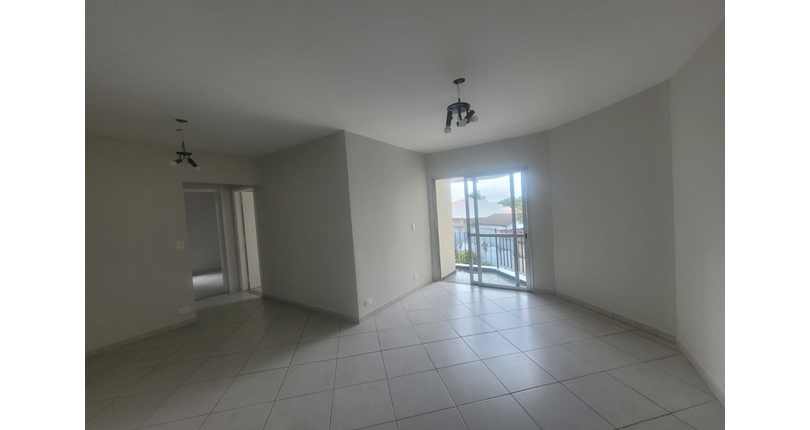 Apartamento à venda no Bairro da Vila Mangalot na Praça Itaquirai 10