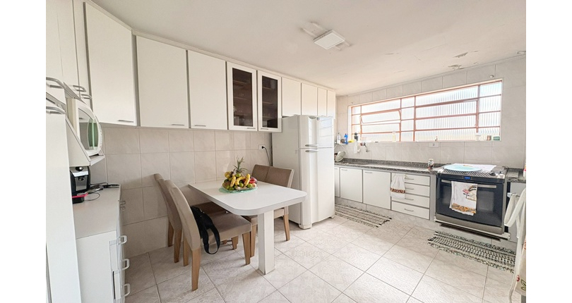  Sobrado à venda no Bairro da Vila Boaçava na Rua Ribeirão Vermelho,