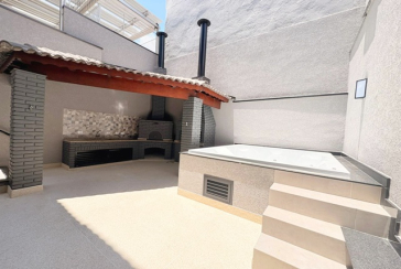  Sobrado à venda no Bairro do Jardim Regina na Rua José Baroncelli,