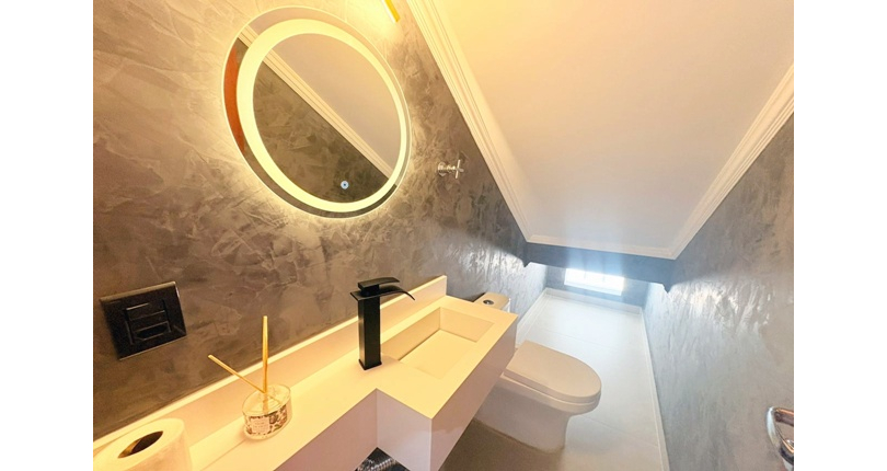  Sobrado à venda no Bairro do Jardim Regina na Rua José Baroncelli,