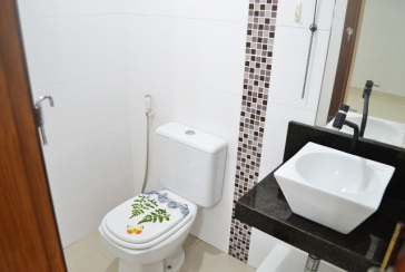 Sobrado à venda no Bairro do Jardim Líbano na Rua Afonso Lobardi,