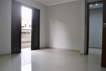 Sobrado à venda no Bairro do Jardim Líbano na Rua Afonso Lobardi,