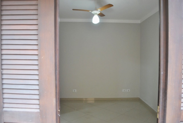 Sobrado à venda no Bairro do Jardim Líbano na Rua Afonso Lobardi,