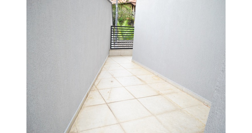 Sobrado à venda no Bairro do Jardim Líbano na Rua Afonso Lobardi,