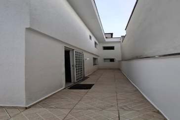 Lindo Sobrado à venda no Bairro do City Recanto Anastácio na Rua João Ferrero Versino