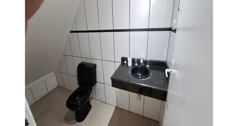 Lindo Sobrado à venda no Bairro do City Recanto Anastácio na Rua João Ferrero Versino