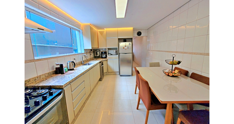 Sobrado à venda no Bairro da Vila Guedes na Rua Doutor Nuno de Andrade