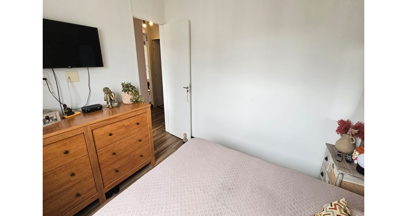  Apartamento à venda no Bairro do Jardim Íris na Avenida Raimundo Pereira de Magalhães 2616,