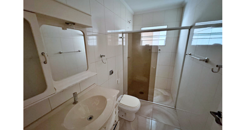 Casa assobradada à venda no Bairro do Jardim Vista Linda na Rua Francisco Beltrão