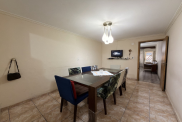 Sobrado à venda no Bairro da Vila dos Remédios na Rua Antônio Ayrosa