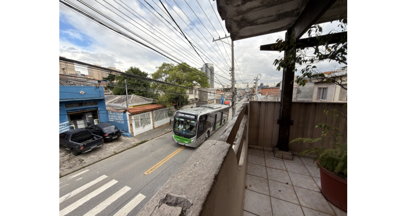 Sobrado à venda no Bairro da Vila dos Remédios na Rua Antônio Ayrosa