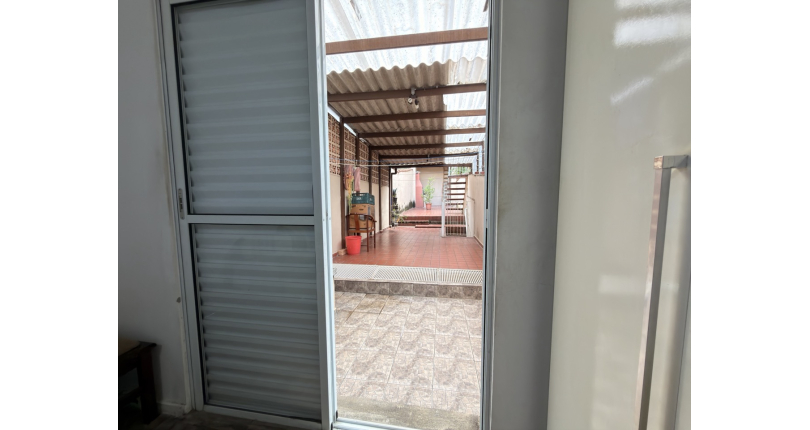 Sobrado à venda no Bairro da Vila dos Remédios na Rua Antônio Ayrosa