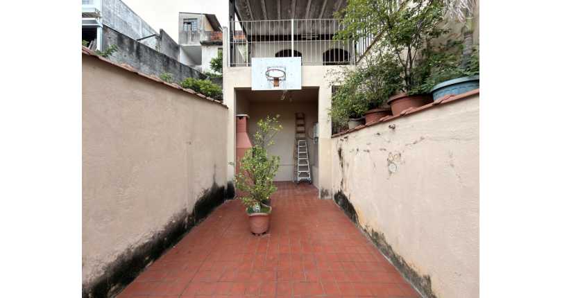 Sobrado à venda no Bairro da Vila dos Remédios na Rua Antônio Ayrosa