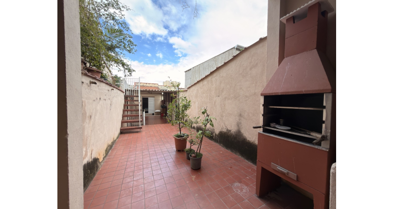 Sobrado à venda no Bairro da Vila dos Remédios na Rua Antônio Ayrosa