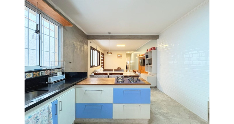 Oportunidade: Bela Casa Térrea à venda no Bairro do Jardim Mangalot na Rua Desembargador Cândido da Cunha Cintra