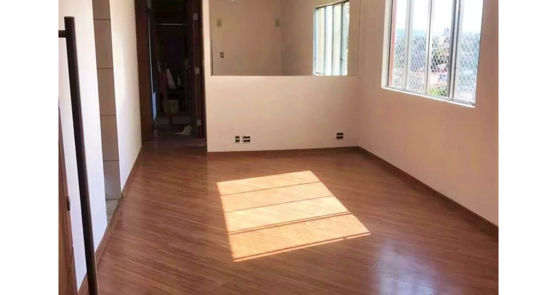 Apartamento à venda no Bairro do Jardim Iris na Avenida Raimundo Pereira de Magalhães 1720,