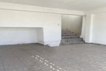  Casa assobradada à venda no Bairro do Jardim Marisa na Rua Antônio Batista,