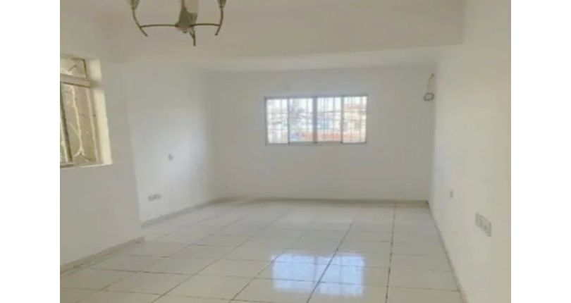  Casa assobradada à venda no Bairro do Jardim Marisa na Rua Antônio Batista,