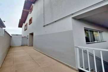 Lindo Sobrado à venda no Bairro do Parque São Domingos na Rua Waltrudes Correa