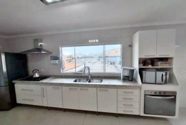 Lindo Sobrado à venda no Bairro do Parque São Domingos na Rua Waltrudes Correa